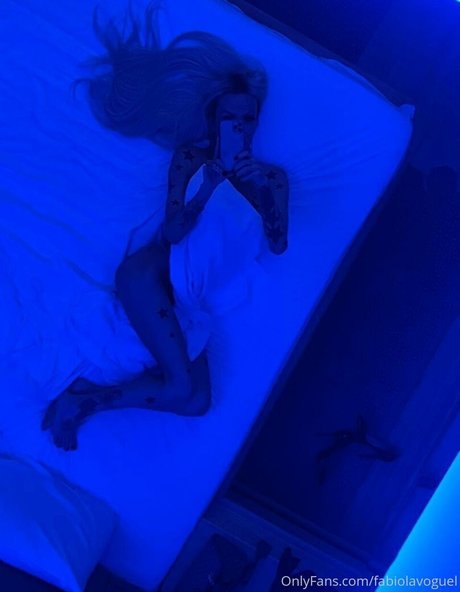 Naken läckt OnlyFans-bild av Fabiolavoguel