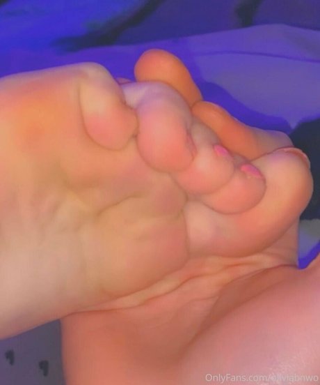 Alasti lekkinud OnlyFans-i pilt Oliviabnwo