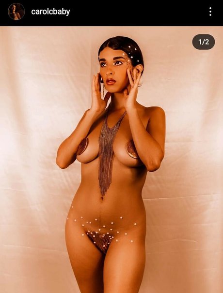 Alasti lekkinud OnlyFans-i pilt Carolcbaby