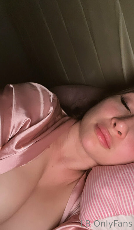 Naakte gelekte OnlyFans-foto van Lakettebarraza