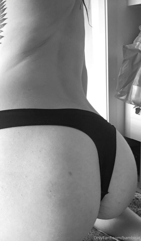 Bambicat OnlyFans泄露裸照