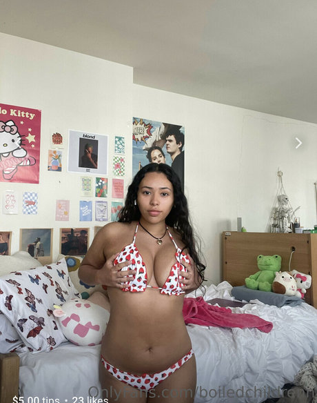 Naken lekkede OnlyFans-bilde av Jazzyymartinez