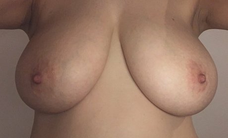 Naakte gelekte OnlyFans-foto van Keirax