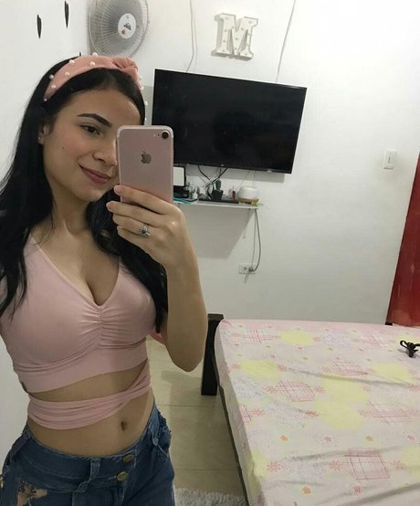 Nahá fotka uniklých OnlyFans od Valenti16023407