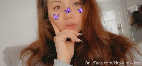 Kittykimxxfree naked leaks OnlyFans pic