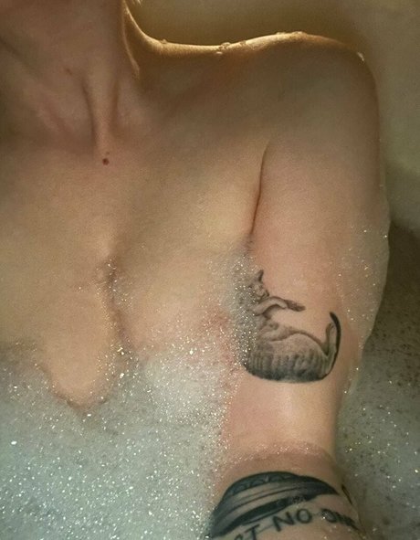 Alasti lekkinud OnlyFans-i pilt Likastorm