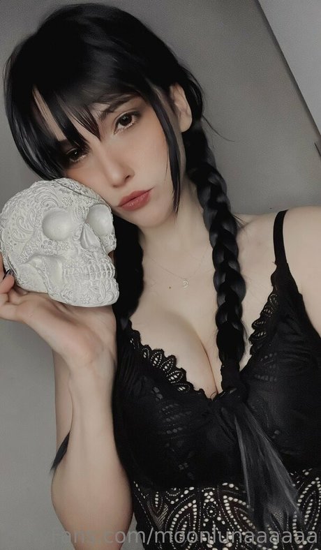 Alasti lekkinud OnlyFans-i pilt Moonlunaaaaaa