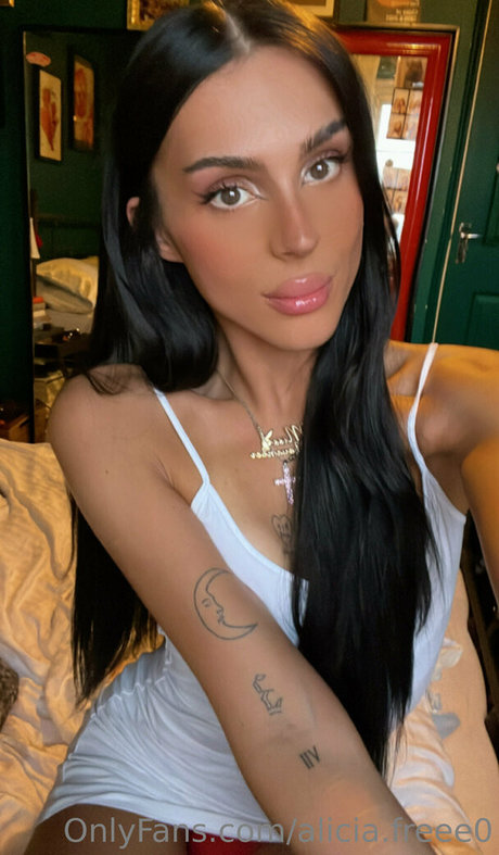 Nacktes geleaktes OnlyFans-Foto von Aliciafreee0