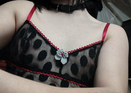 Foto di nudo di fuga di OnlyFans di Kadthepup