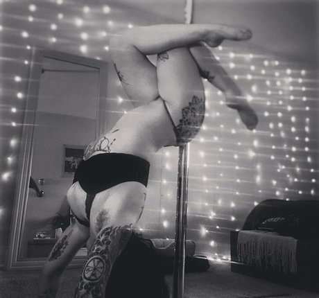 Salemmoonfree naked leaks OnlyFans pic