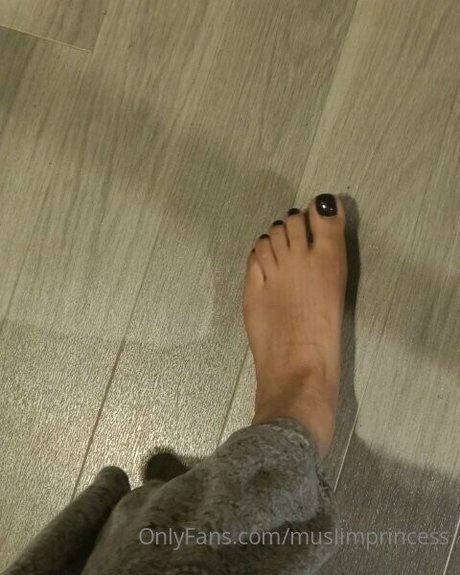 Обнаженная фотография утечки OnlyFans от Muslimprincess