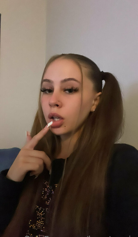 Nahá fotka uniklých OnlyFans od Kacyteenie