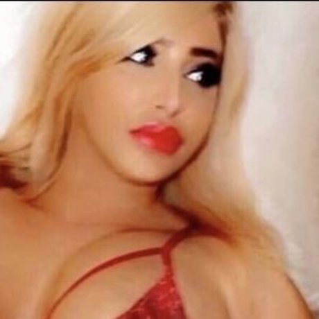 Alasti lekkinud OnlyFans-i pilt Anais Bragadias