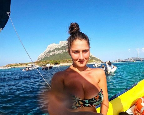 Mianina OnlyFans泄露裸照