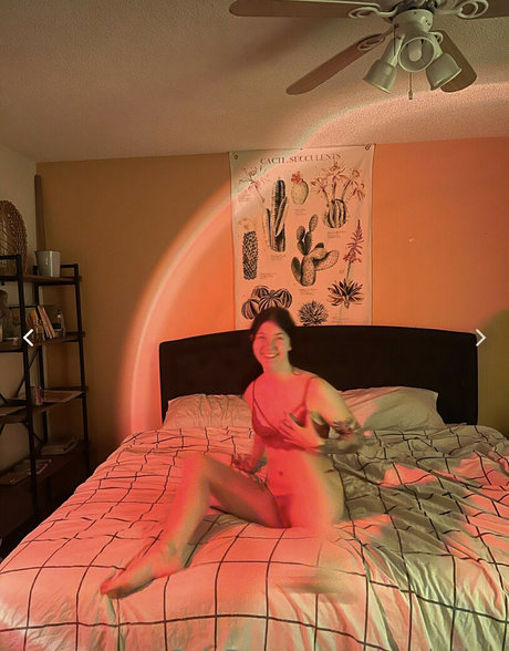 Photo nue de fuite OnlyFans de Oakandpillow