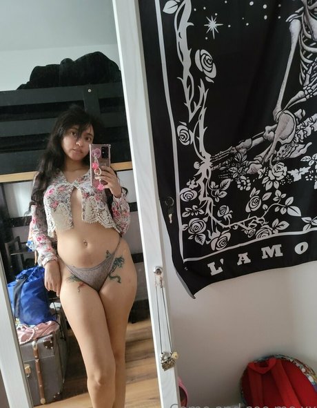 Foto desnuda filtrada de OnlyFans de Xsugarvulpesx