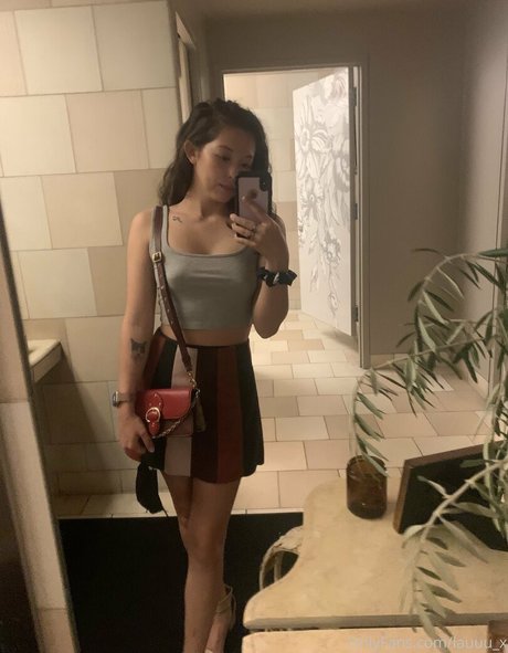 Alasti lekkinud OnlyFans-i pilt Lauuux