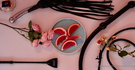 Alasti lekkinud OnlyFans-i pilt Dominatrixwren