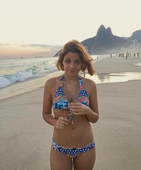 Обнаженная фотография утечки OnlyFans от Maria Luiza Sousa