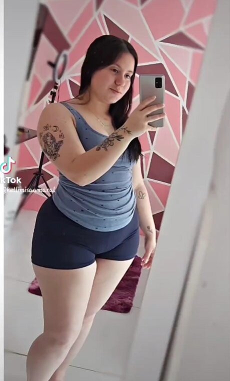 Foto di nudo di fuga di OnlyFans di Ketlimisaadc