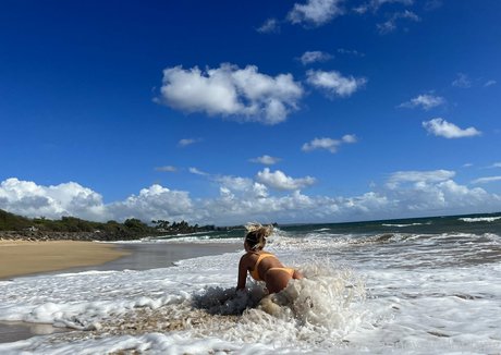 Nacktes geleaktes OnlyFans-Foto von Honeygirldripping