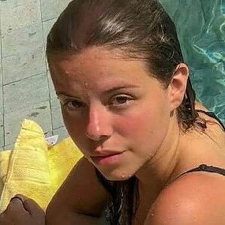 Foto di nudo di fuga di OnlyFans di Lauraperis