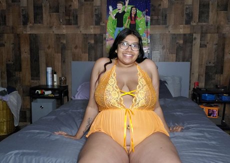 Alasti lekkinud OnlyFans-i pilt Lilpineapple16