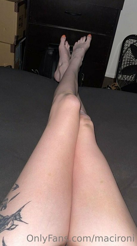 OnlyFans-model Macironi