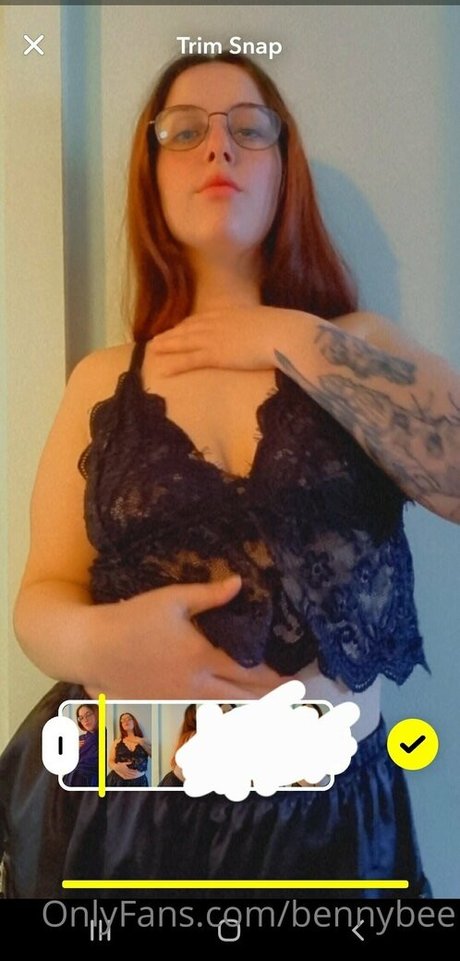 Alasti lekkinud OnlyFans-i pilt Bennybee