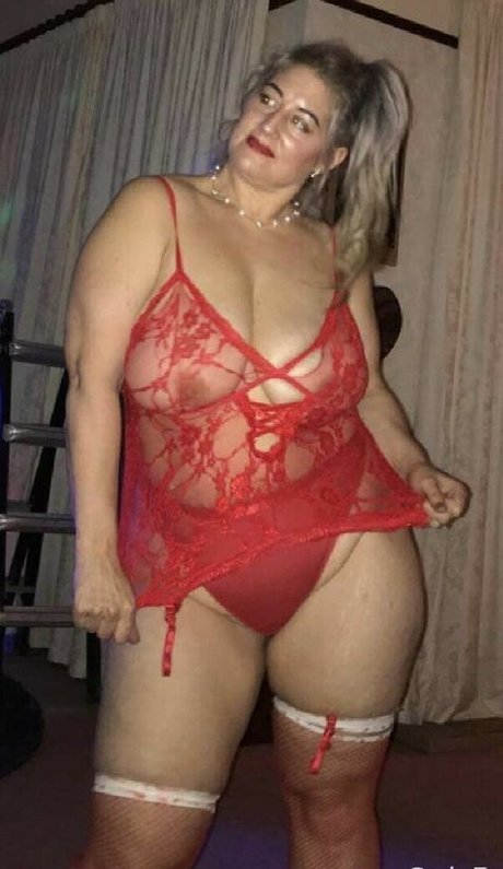 Alasti lekkinud OnlyFans-i pilt Meganfortyfit