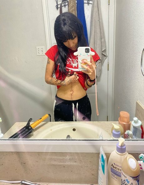 Alasti lekkinud OnlyFans-i pilt Nenaxgf