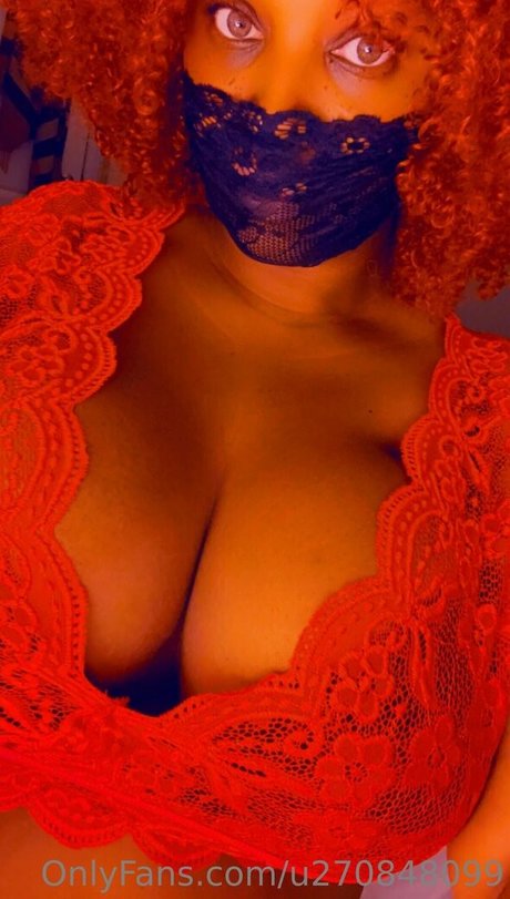 OnlyFans-model Herroyaltittys