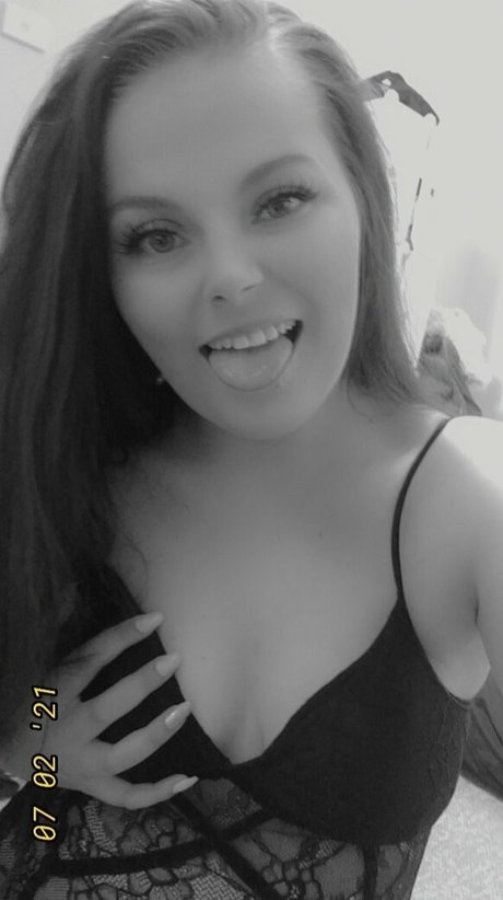 Foto desnuda filtrada de OnlyFans de Anastasialoveau