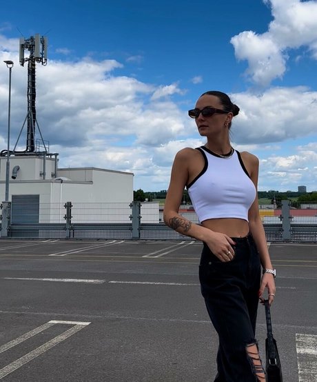 Alasti lekkinud OnlyFans-i pilt Elenacaro