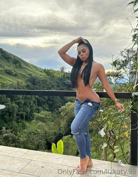Naken lekkede OnlyFans-bilde av Lizkaty93