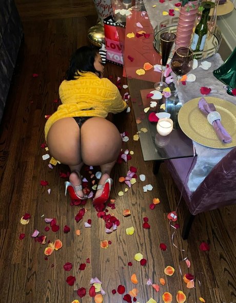 Foto desnuda filtrada de OnlyFans de Judylaw100