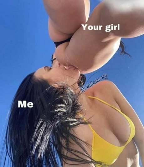 Naken lekkede OnlyFans-bilde av Talldancermi