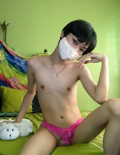 Seraline naked leaks OnlyFans pic