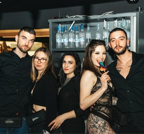 Naken lekkede OnlyFans-bilde av Mariborcanke