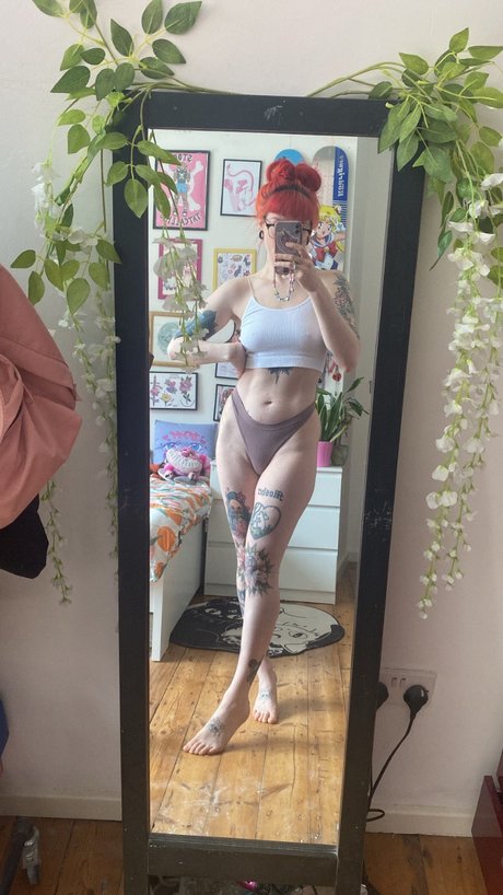 Foxxtailz naked leaks OnlyFans pic