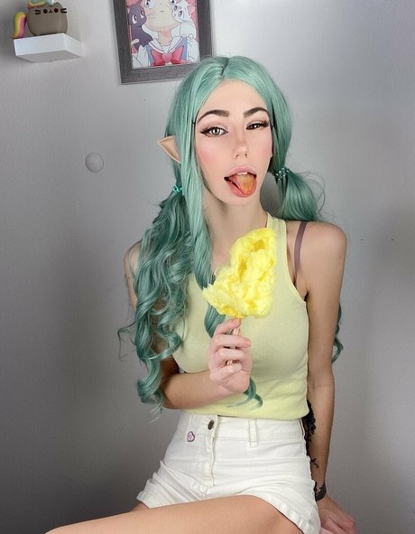 Foto di nudo di fuga di OnlyFans di Fetching Butterflies