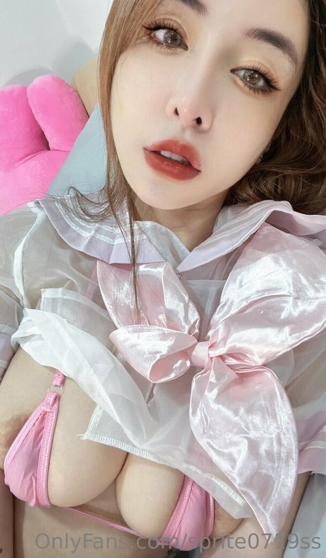 Nacktes geleaktes OnlyFans-Foto von Sprite Fang Qi Yuan