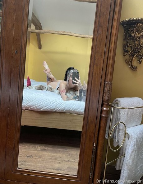 Обнаженная фотография утечки OnlyFans от Ruby Hexx