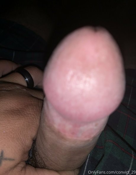 Alasti lekkinud OnlyFans-i pilt Convict29