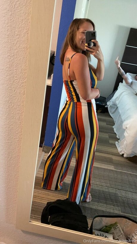 Foto di nudo di fuga di OnlyFans di Dpeachesfree