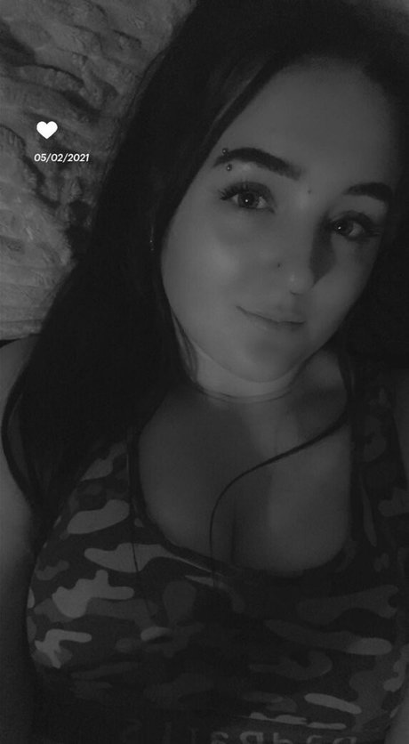 Nacktes geleaktes OnlyFans-Foto von Beckdoesof