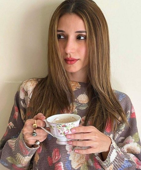 Heli Daruwala naked leaks OnlyFans pic