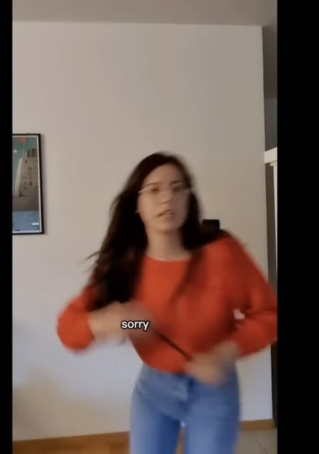 OnlyFans-model Ailaughatmyownjokes