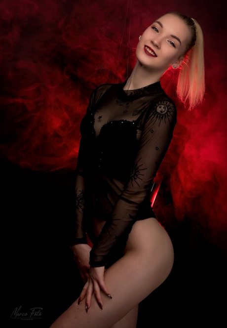 Foto desnuda filtrada de OnlyFans de Sweetsiri55