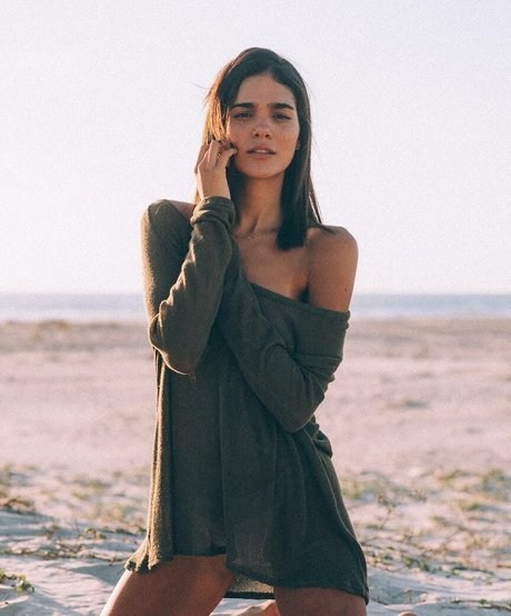 Naakte gelekte OnlyFans-foto van Noya Ariely